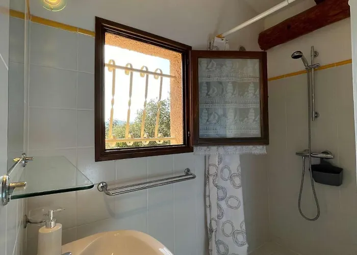 Mini Erbalunga, Santa Giulia *